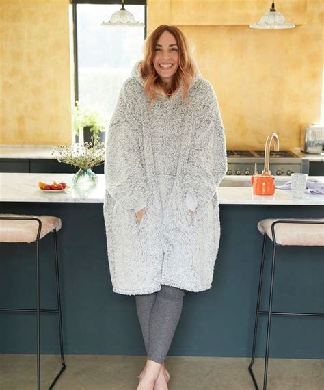 oversized hoodie blanket primark.